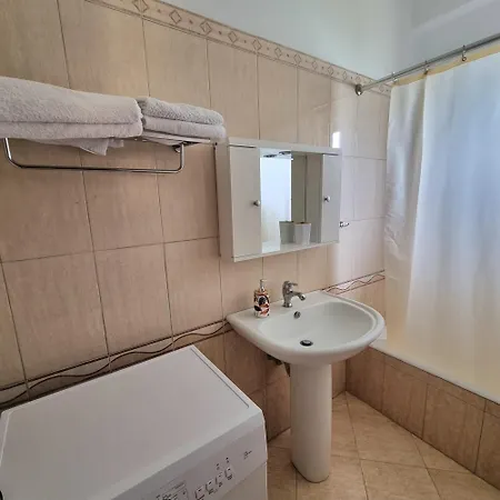 Appartement Eleni House 2 *